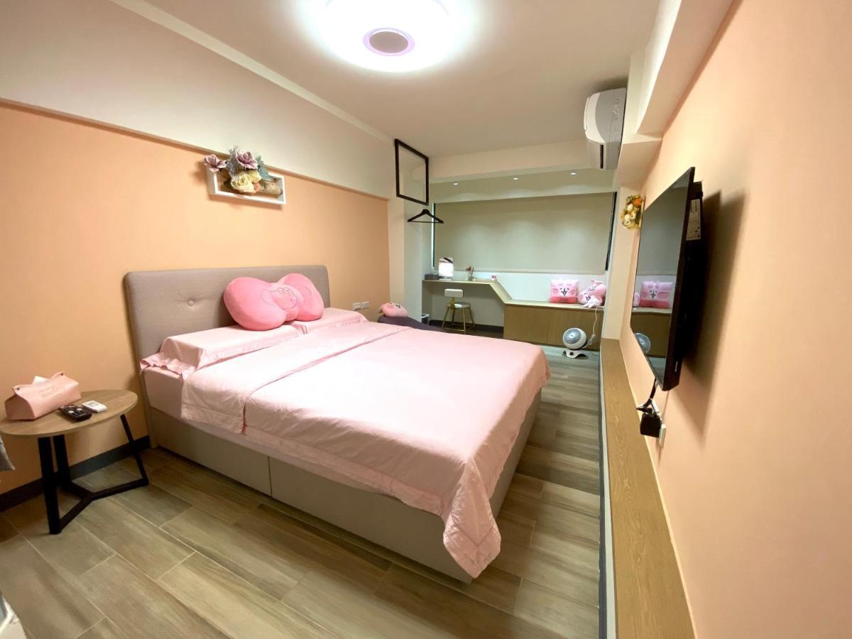 Flower House Tainan Exterior photo
